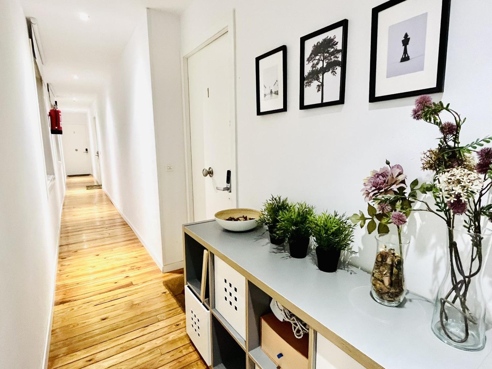 Dplace To Be - Exclusive Apartments In Historic Center Мадрид Номер фото